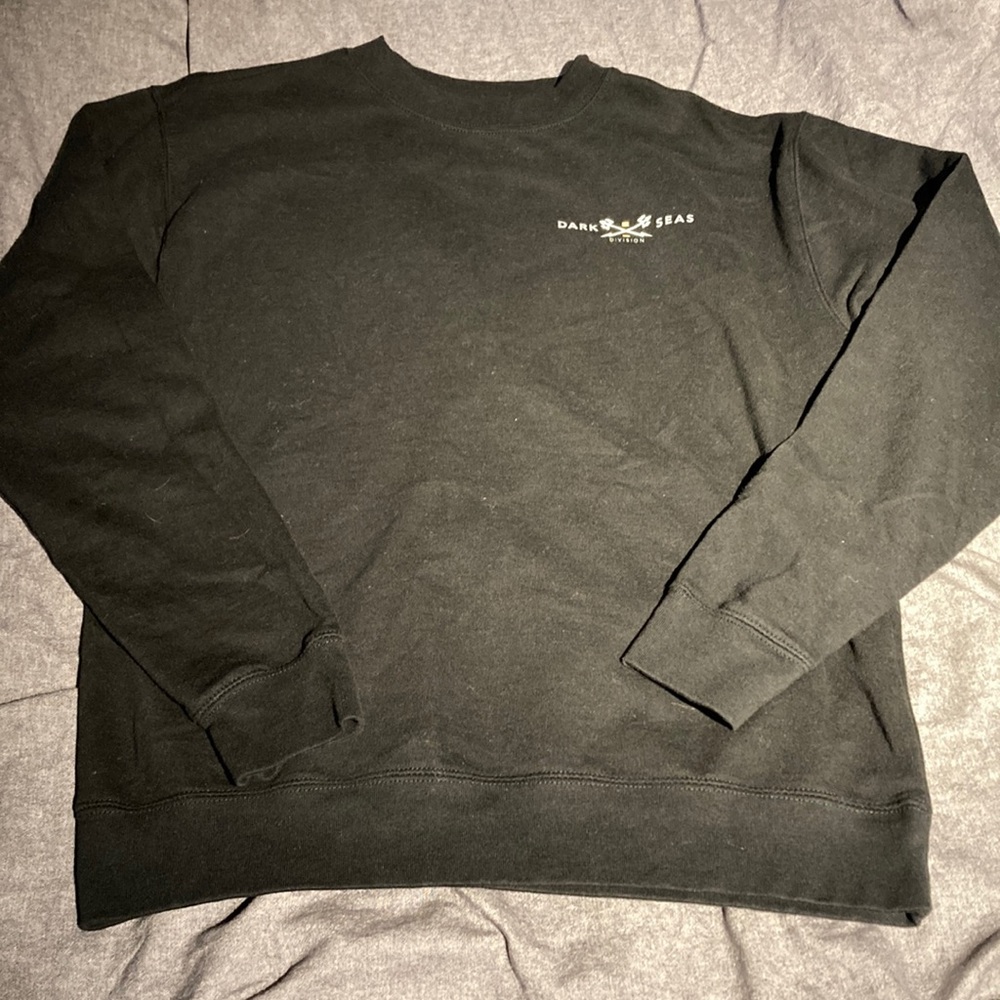 dark seas crewneck
